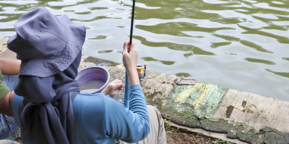 Kabarmancing Channel : Yasinta, Lady Angler Pemula ‘Mancing Itu Asik’