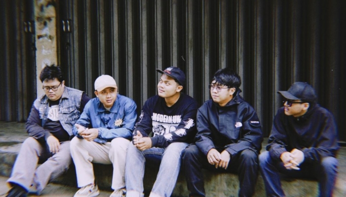 false-theory-ceritakan-kisah-penyembuhan-luka-masa-lalu-di-single-dua-atma