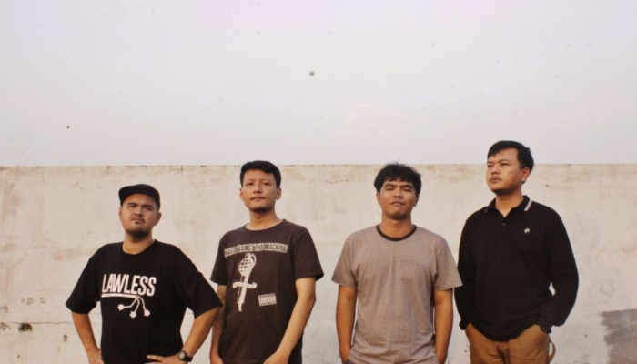 larkin-asal-karawang-lepas-single-perdana-term