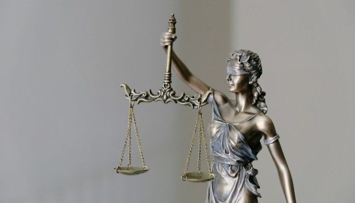 menyoal-fenomena-selective-justice,-dosen-unair:-kampus-bisa-jadi-jembatan-keadilan