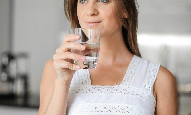 8-cara-minum-collagen-yang-benar-agar-hasilnya-maksimal