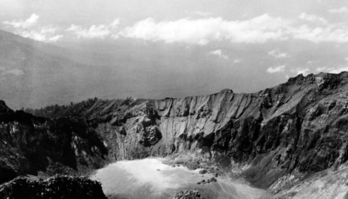 pendakian-gunung-rinjani-dalam-catatan-sejarah-frusthorfer-akhir-abad-19