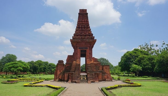 hayam-wuruk:-raja-visioner-di-balik-kejayaan-majapahit-abad-ke-14
