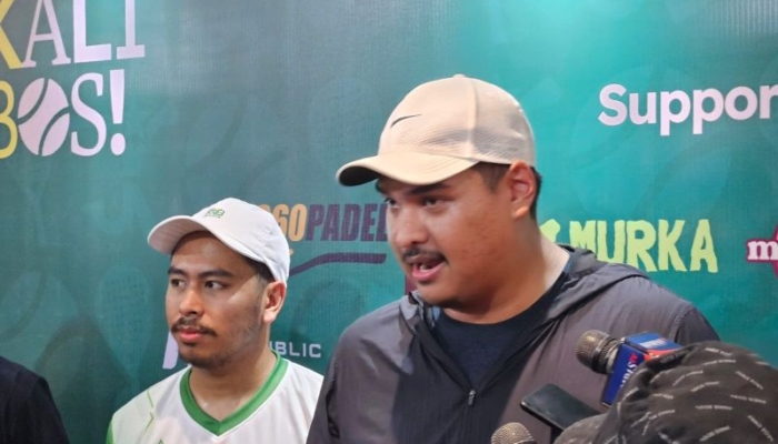 menpora-dito-apresiasi-turnamen-padel-kali-bos-besutan-pkb 