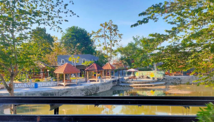 wisata-jati-sewu-gresik:-destinasi-liburan-keluarga-yang-seru-di-tengah-hutan-jati