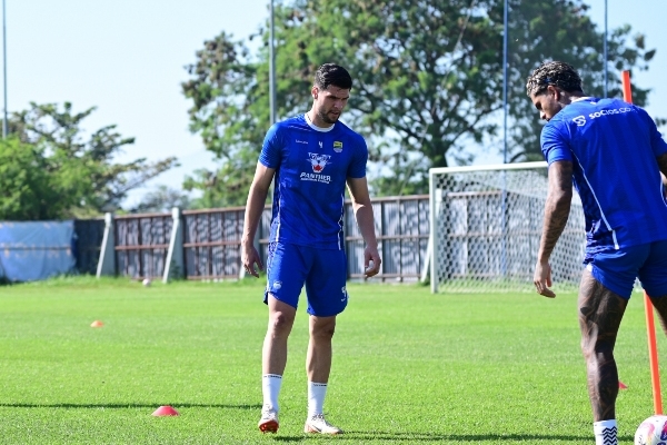 julio-cesar-ungkap-alasan-terima-tawaran-gabung-ke-persib
