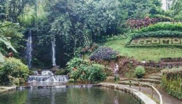 menjelajah-uniknya-air-terjun-legomoro,-pesona-dua-aliran-di-tengah-alam-banyuwangi