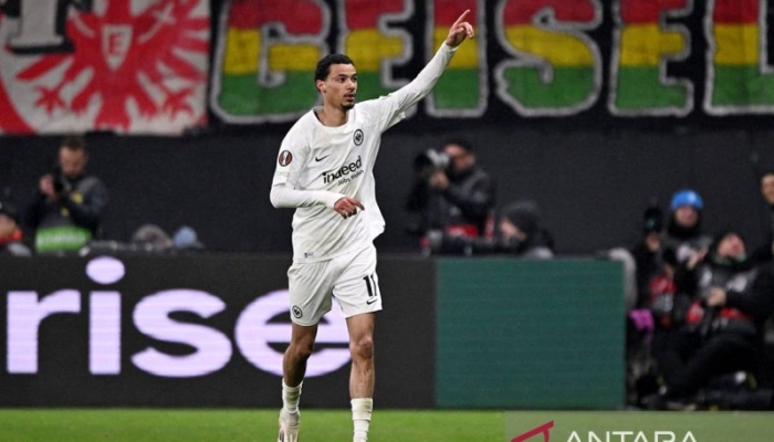 profil-hugo-ekitike,-striker-potensial-baru-milik-liverpool