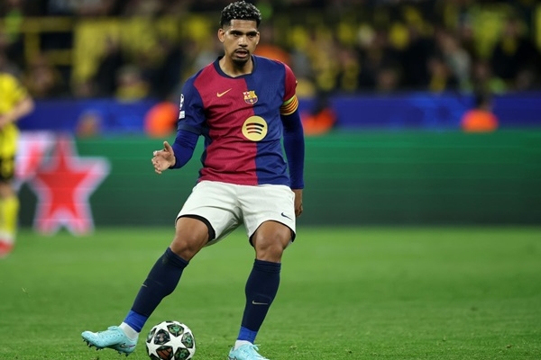 ronald-araujo-bisa-saja-meminta-untuk-tinggalkan-barcelona