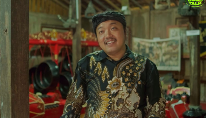 indra-suroinggeno:-tradisi-sesajen-bukan-untuk-dedemitan