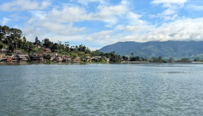 situ-cileunca:-danau-sejuk-di-pangalengan-yang-menyegarkan-mata-dan-pikiran