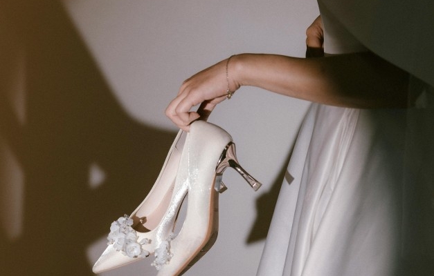 mewah!-ini-5-sandal-termahal-di-dunia