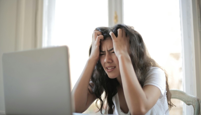 7-tips-mencegah-stres-saat-kerja-agar-hidup-lebih-seimbang