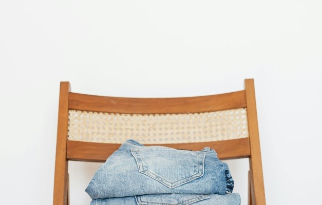 7-cara-menghilangkan-noda-di-celana-jeans-agar-tetap-awet