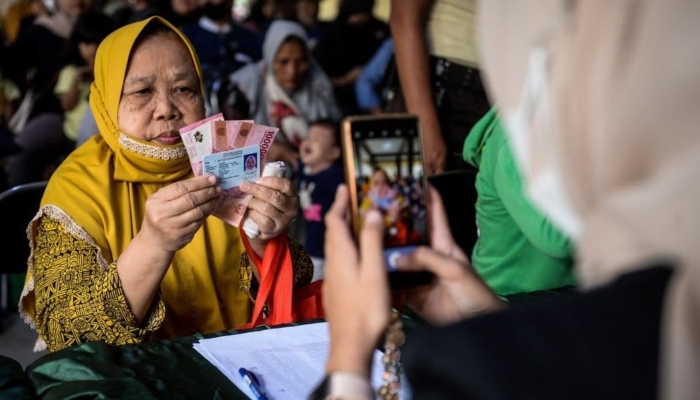 10-bansos-yang-akan-cair-pada-oktober-2025