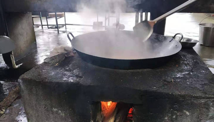mitos-tentang-sedou,-alat-masak-tradisional-dari-kalimantan-barat-dalam-budaya-melayu-ketapang