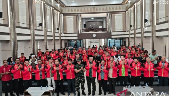 sumbar-berangkatkan-124-atlet- ke-pon-bela-diri-2025