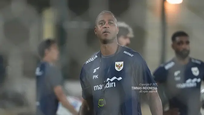 eksklusif!-patrick-kluivert-kirim-pesan-ke-suporter-timnas-indonesia-jelang-laga-kontra-irak