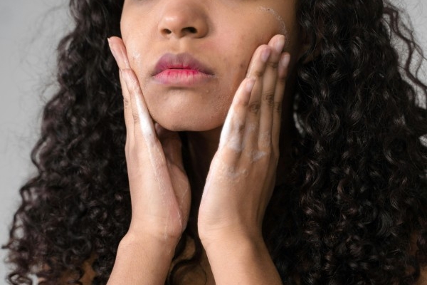 wah!-ini-5-cara-menghilangkan-bruntusan-secara-alami