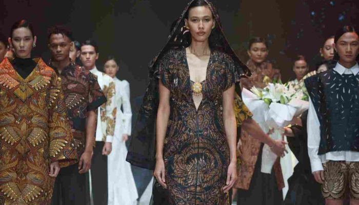 kolaborasi-istimewa-julianto-for-iwan-tirta:-"jagad-rasa"