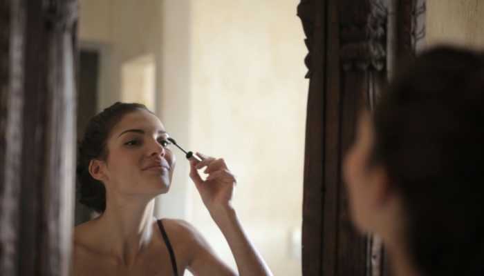 mudah!-ini-6-cara-menumbuhkan-bulu-mata-secara-alami