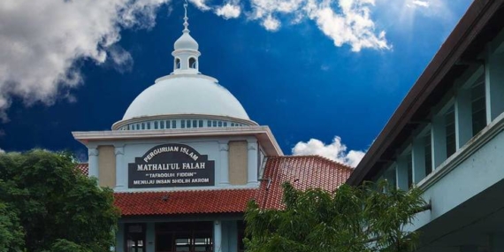 Mathali’ul Falah Pati: Pesantren yang Tak Gunakan Kalender Masehi dan Tolak Ujian Nasional