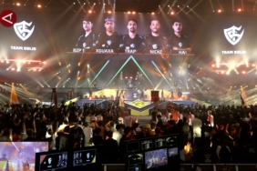 jadi-wakil-tuan-rumah,-evos-dan-rrq-bersaing-di-final-free-fire-global