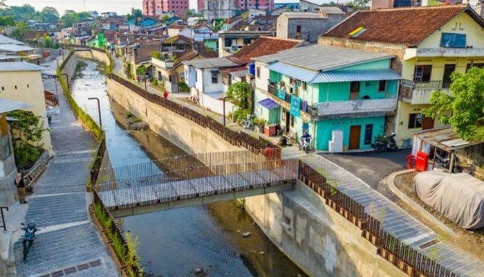 kampung-mrican:-kampung-bantaran-sungai-yang-menang-penghargaan-arsitektur-dunia