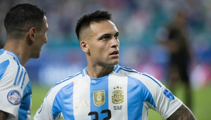 denzel-dumfries-alami-cedera,-lautaro-martinez-bersinar-di-timnas