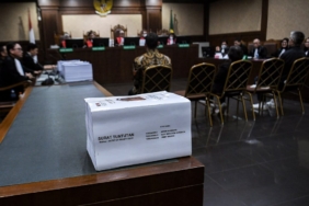 3-terdakwa-korupsi-pemberian-kredit-lpei-dituntut-6-11-tahun-bui