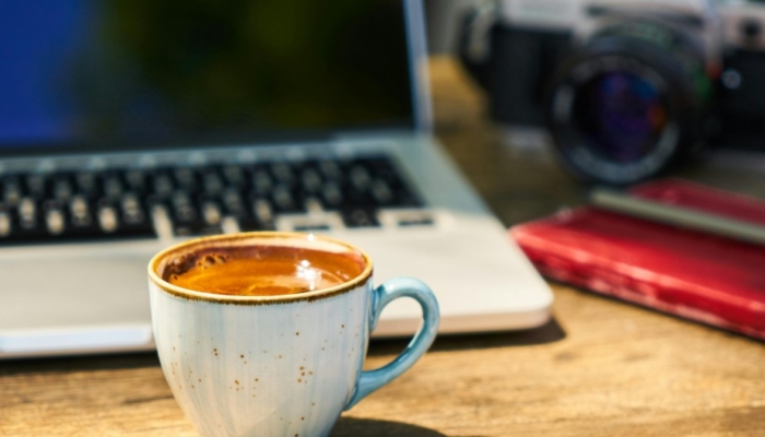 5-kafe-yang-cocok-untuk-bekerja-di-jakarta