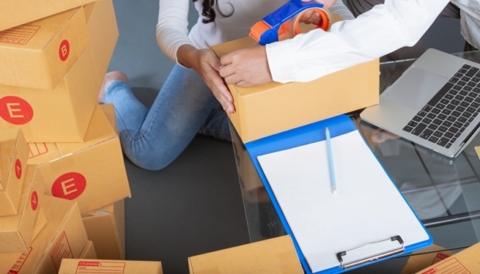 punya-titipan-barang-(jastip)?-simak-tips-&-cara-kirim-barang-jastip-dengan-praktis