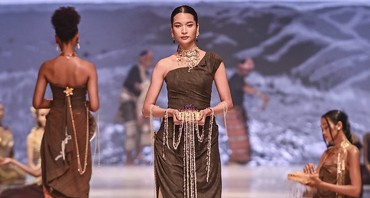 Simak 5 Highlights Momen Jakarta Fashion Week 2026
