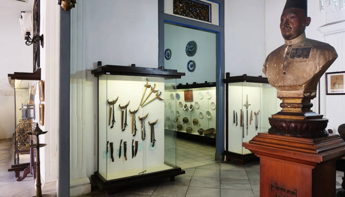 museum-radya-pustaka-surakarta,-menelusuri-jejak-budaya-jawa-di-museum-tertua-di-indonesia