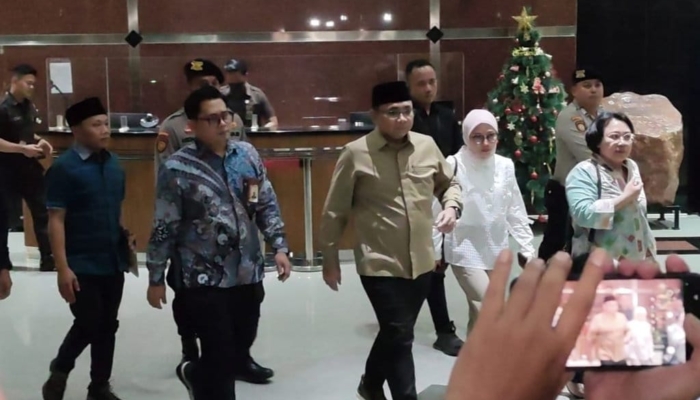 diperiksa-kpk-hampir-9-jam,-yaqut-ogah-jelaskan-soal-kuota-haji