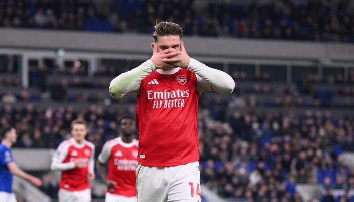 viktor-gyokeres-lega-usai-bantu-arsenal-tekuk-everton