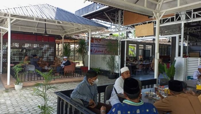 warkop-di-aceh:-tempat-perjumpaan-lintas-generasi-dan-lintas-profesi