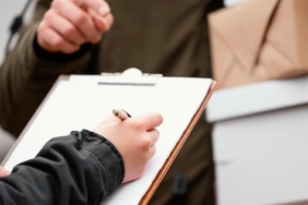 9-hal-yang-harus-dicek-saat-kirim-barang-elektronik-dengan-jasa-pengiriman