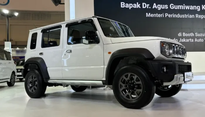 suzuki-habiskan-stok-jimny-tahun-2024,-diskon-rp-10-jutaan!