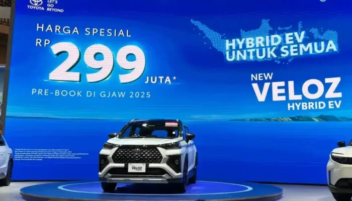 adu-mobil-lmpv-ramah-lingkungan-new-toyota-velox-hev-vs-suzuki-ertiga-hybrid