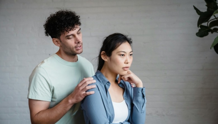 7-sifat-zodiak-aquarius-saat-cemburu-dalam-hubungan-asmara
