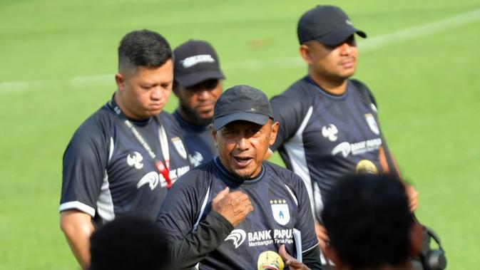 pegadaian-championship:-persipura-bakal-datangkan-2-pemain-baru,-siapa-saja?