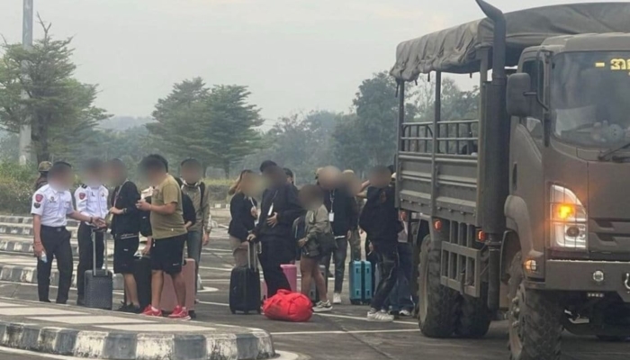 54-wni-dari-myanmar-diseberangkan-ke-thailand-jelang-pemulangan