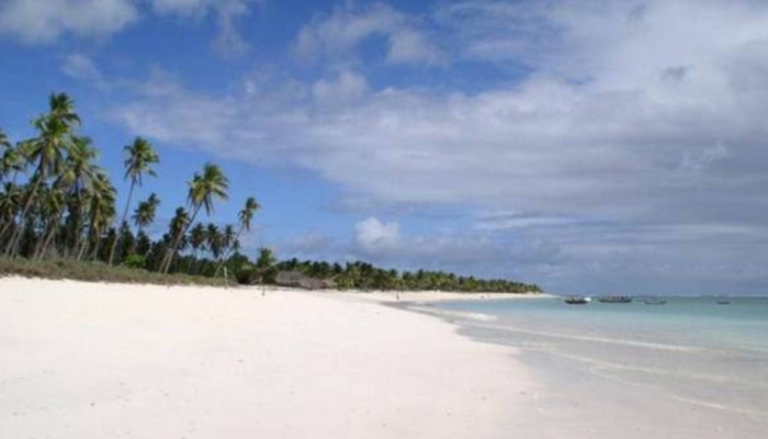 pantai-nemberala-rote-ndao,-menengok-sang-ombak-kelas-dunia