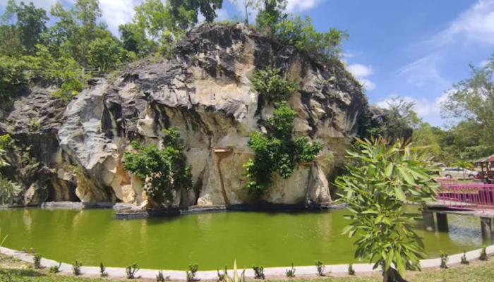 bukit-jatayu-klaten,-batuan-tambang-kapur-yang-disulap-jadi-destinasi-wisata