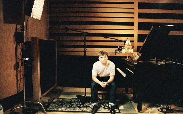 shay-o’dowd-recording-session-with-nathan-dunphy-on-lomochrome-classicolor-200-iso-film