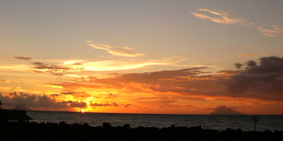 Apa Itu Cuaca Ekstrem, Penyebab, Dampak & Tips Hadapi Cuaca Ekstrem