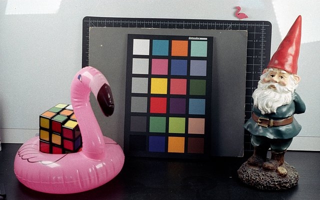 the-attic-darkroom’s-experiments-with-lomochrome-classicolor-200