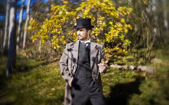 the-complete-joseph-petzval-lineup:-a-guide-to-focal-length-and-swirly-bokeh