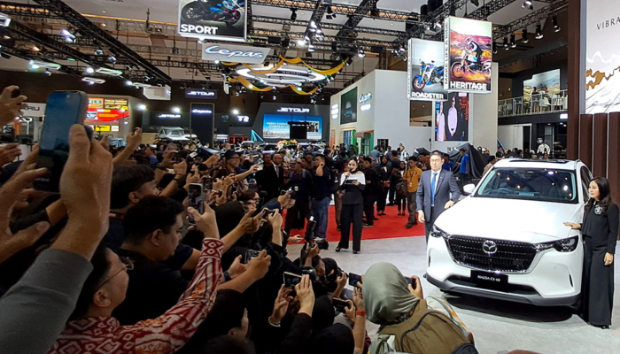 mazda-hadirkan-the-new-mazda-cx-60-sport-di-iims-2026